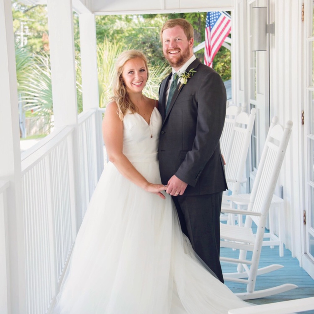 Justin Alexander dress size 14. chart in photos
